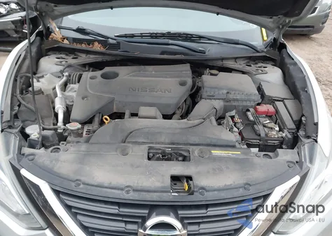 2017 Nissan Altima 2.5 Sv z USA, uszkodzony, nr VIN 1N4AL3AP8HC292053